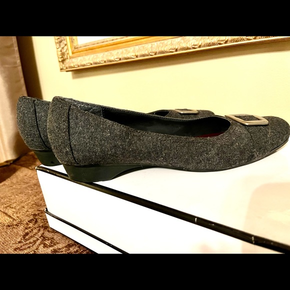 Liz Claiborne Rich Gray Wool Fabric Slip On with Brushed Silver Buckle accent - Picture 2 of 4
